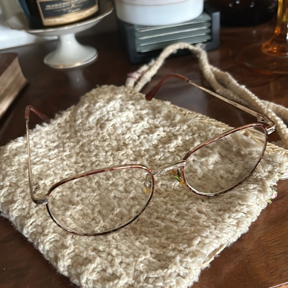 Vintage 80’s Gold Tortoise Shell Round Frame Glasses - Picture 6 of 7